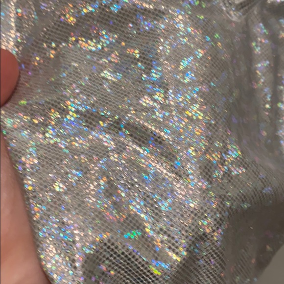 Rave One piece - Picture 2 of 6